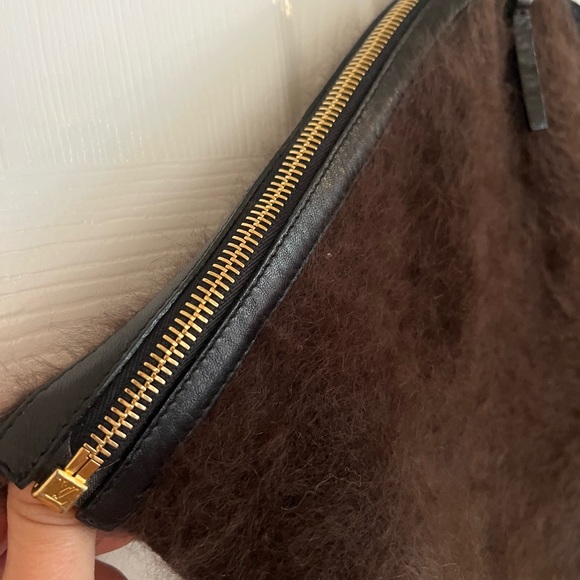 Louis Vuitton fuzzy Cashmere and  wool shirt - Picture 5 of 11